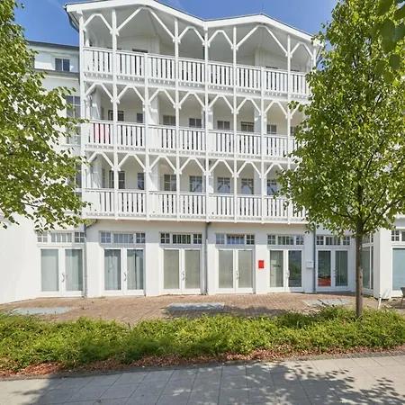 Ostseeurlaub - Stilvolle Mit Balkon In *